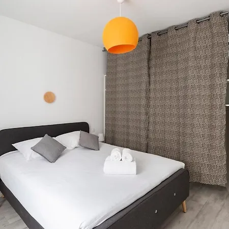 Le ROAZHON appartement moderne et calme hypercentre Rennes Extérieur photo