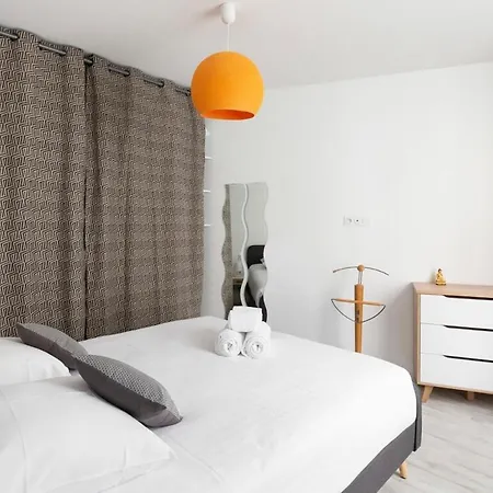 Le ROAZHON appartement moderne et calme hypercentre Rennes Extérieur photo